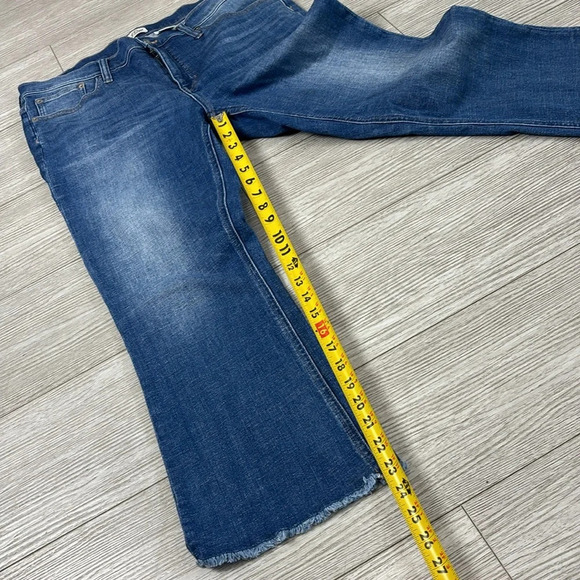 J. Crew 9" Billie demi-boot crop jean wide leg flare size 32 - Picture 14 of 16